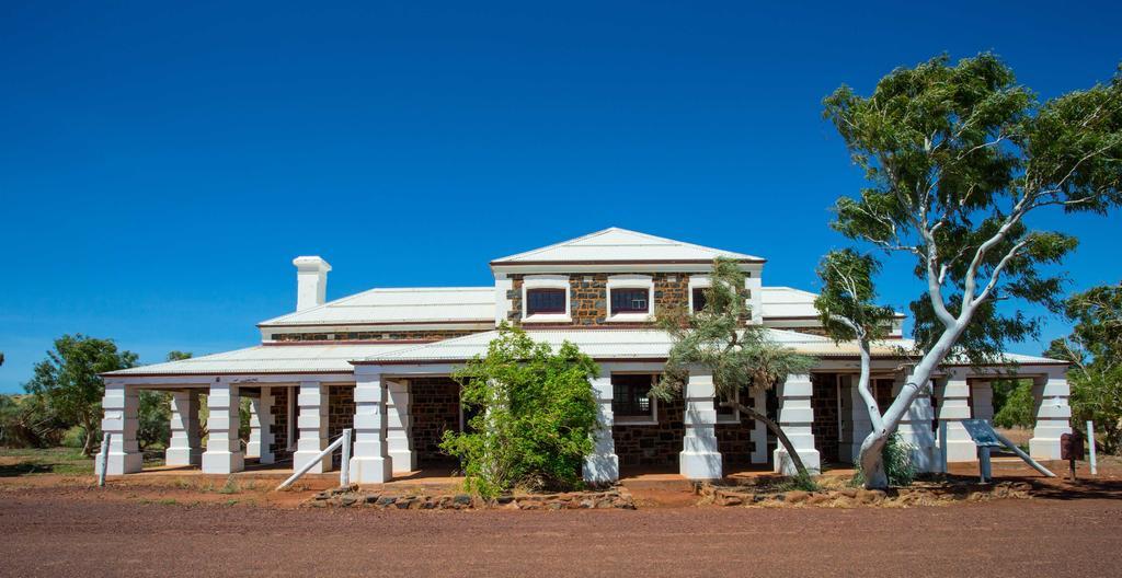 Comfort Inn & Suites Karratha Exterior photo